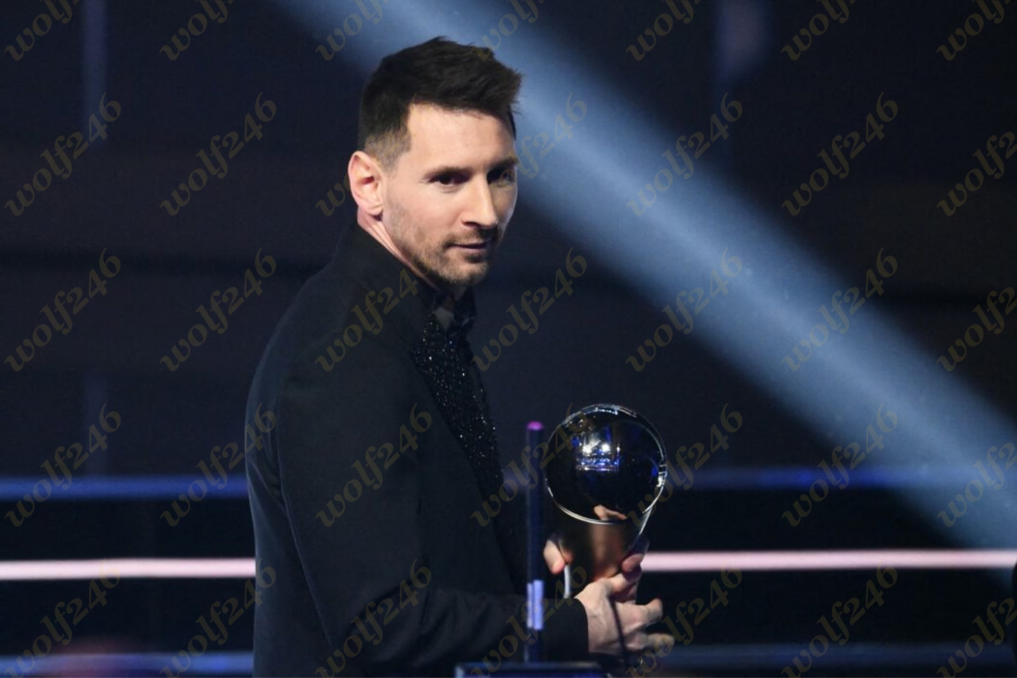 ខ្សែប្រយុទ្ធ​​Lionel​Messi​បាន​ឈ្នះ​ពាន​កីឡាករ​ឆ្នើម​​FIFA​ឆ្នាំ​២០២៣​​ប្រចាំ​ក្រុម​បាល់ទាត់​បុរស​​