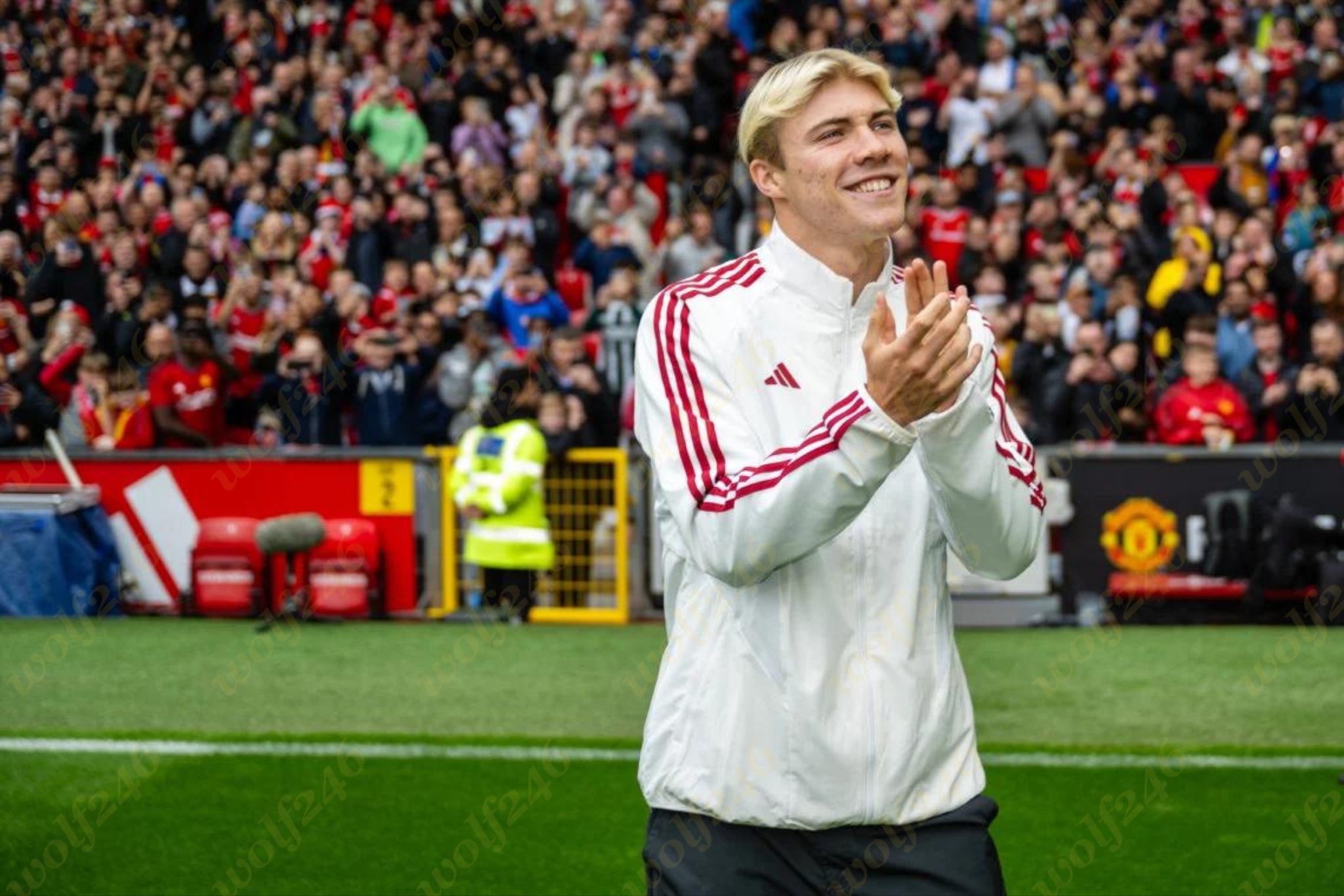 សំណើ២០០លានអឺរ៉ូ ដែលក្លឹបធំៗបីកំពុងរង់ចាំឪកាសផ្ទេរតារាឆ្នើមម្នាក់នេះចេញពី Real Madrid