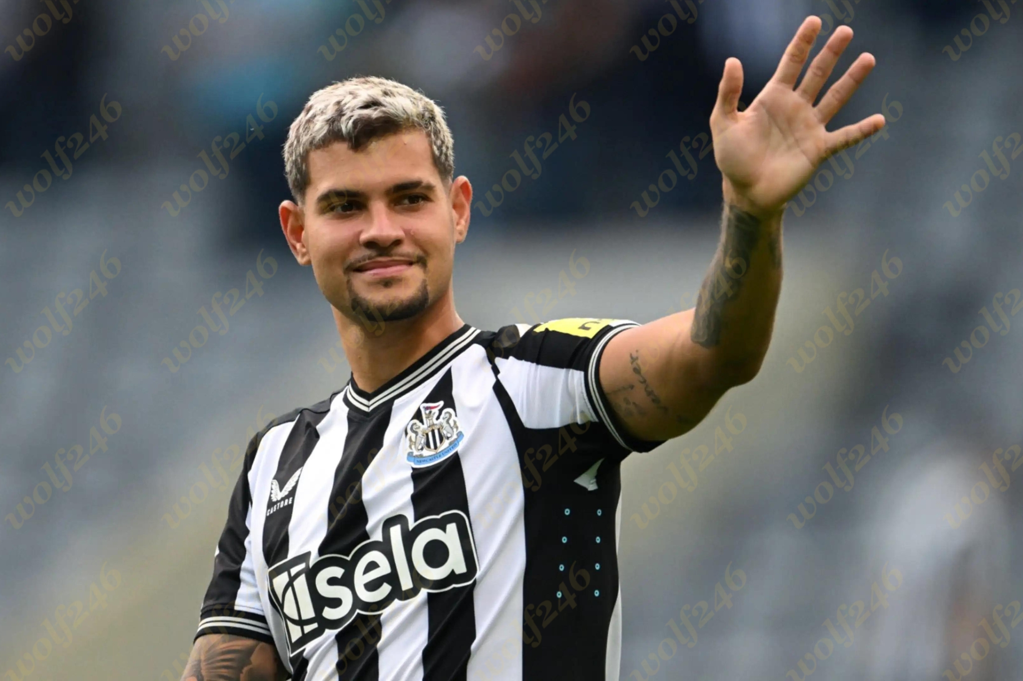 Newcastle បានប្រកាសដាក់លក់កីឡាករ ដែលជាគោលដៅធំរបស់ Man Utd និង Man City ហើយ