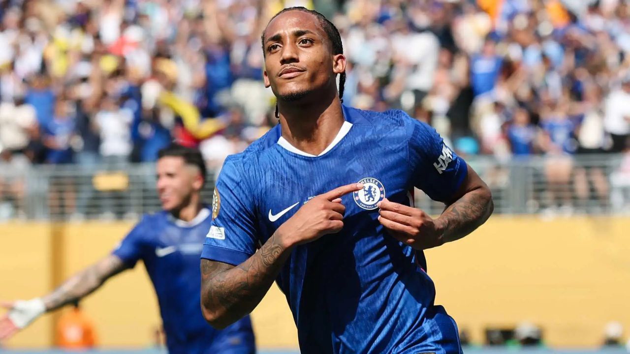 Joao Pedro កីឡាករតោខៀវ Chelsea ត្រូវបានគេព្យាករណ៍ថាអាចផ្ទេរទៅកាន់គូប្រជែងនៅទីក្រុងឡុងដ៍