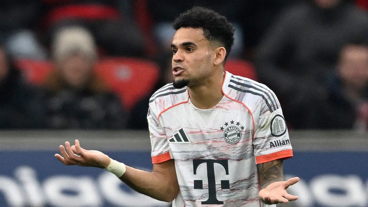 Luis Díaz ត្រូវព្យួរប្រកួត! អាជ្ញាកណ្តាលសារភាពថាខុស ប៉ុន្តែ DFB មិនលុបកាតក្រហម Luis Díaz ឲ្យ Bayern