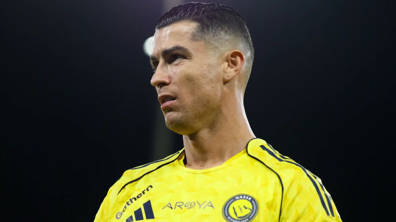 យន្តហោះឯកជនរបស់ Cristiano Ronaldo ចាកចេញពី Saudi Arabia ទៅកាន់ Madrid បន្ទាប់ពីស្ថានទូតអាមេរិករងការវាយប្រហារដោយដ្រូនអ៊ីរ៉ង់